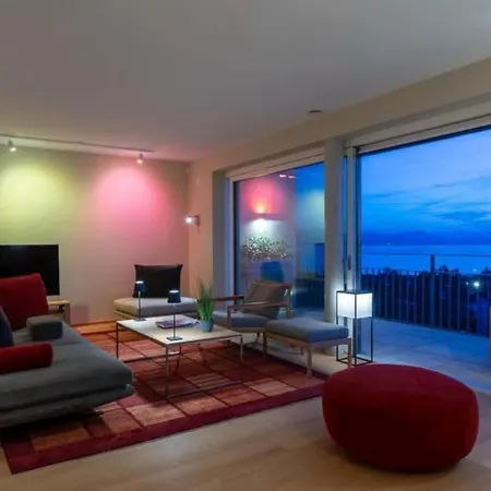 Contemporary Penthouse With Cinema And Breath-taking Lakeview Apartment Lausanne