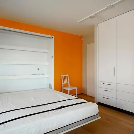 Apartamento Contemporary Penthouse With Cinema And Breath-taking Lakeview *