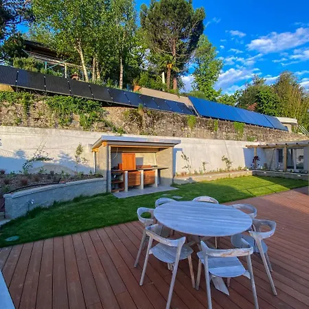 Contemporary Penthouse With Cinema And Breath-taking Lakeview Apartamento *