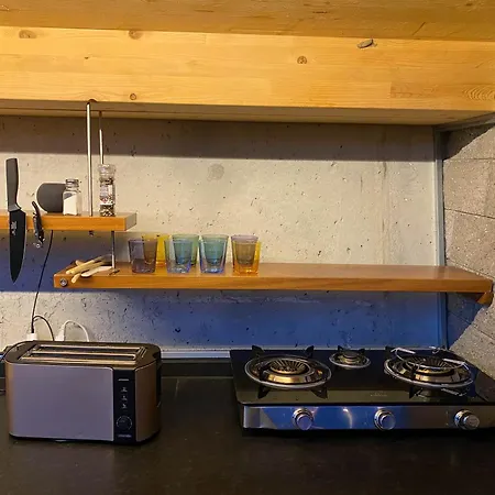 Contemporary Penthouse With Cinema And Breath-taking Lakeview *