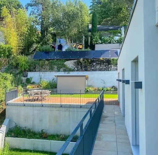 Lägenhet Contemporary Penthouse With Cinema And Breath-taking Lakeview *