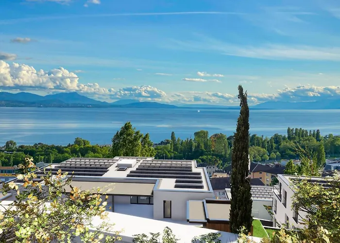 Apartamento Contemporary Penthouse With Cinema And Breath-taking Lakeview